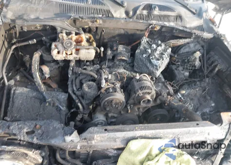 2005 Jeep Liberty Limited Edition z USA, uszkodzony, nr VIN 1J8GL58K25W672714